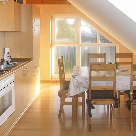 Apartmán Beautiful In Gross Schwansee-poel W/ Wifi And 2 Bedrooms Groß Schwansee
