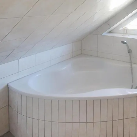 Apartmán Beautiful In Gross Schwansee-poel W/ Wifi And 2 Bedrooms Groß Schwansee